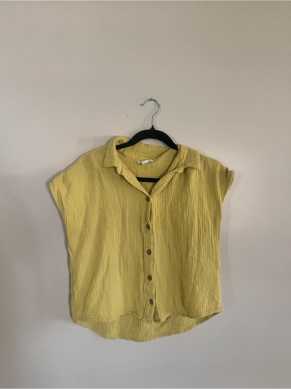 beachlunchlounge Lemon Yellow Short-Sleeve Button Down Shirt